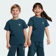 Oferta de Playera Adicolor por $379 en Adidas