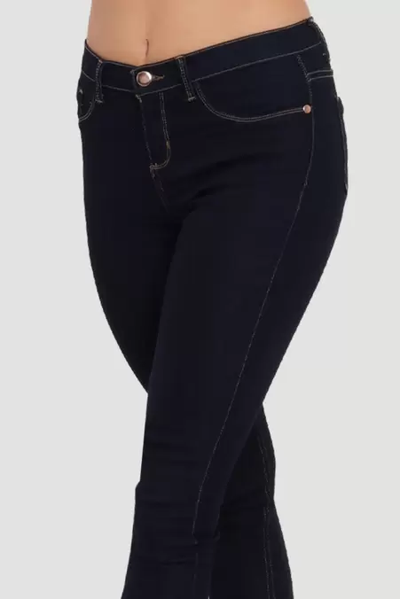 Oferta de Pantalón Dama /  BASICO por $119.9 en Aditivo