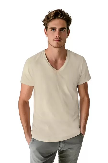 Oferta de Playera BASICA CUELLO V BEIGE por $79.9 en Aditivo