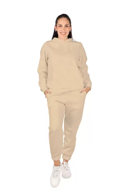 Oferta de Jogger básico BEIGE por $199.9 en Aditivo