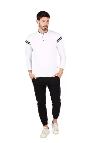 Oferta de Playera Henley Franja mangas por $20990 en Aditivo