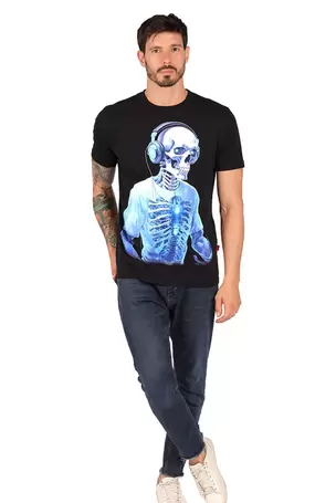 Oferta de Playera DJ esqueleto por $14990 en Aditivo