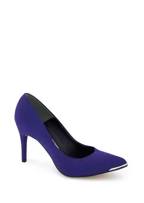 Oferta de ZAPATILLA MORADO 3294208 por $364.8 en Andrea