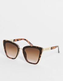 Oferta de River Island laid on lens cat eye sunglasses in brown por $11.49 en ASOS
