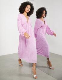 Oferta de ASOS EDITION embellished gathered waist midi dress in pink por $102.5 en ASOS