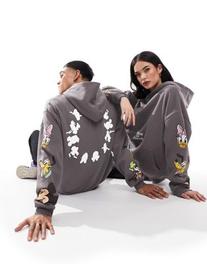 Oferta de ASOS DESIGN Disney unisex oversized hoodie in charcoal with multi Mickey Mouse and friends prints por $41.99 en ASOS