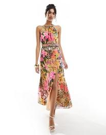 Oferta de Hope & Ivy high neck maxi dress with thigh split in khaki floral por $159.99 en ASOS