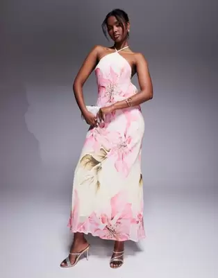 Oferta de River Island floral halterneck maxi dress with embellished detail in yellow por $75 en ASOS
