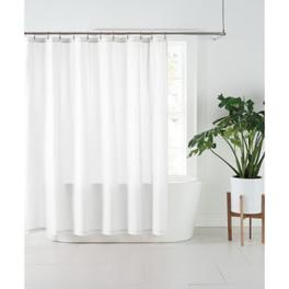 Oferta de Cortina de baño de algodón Nestwell™ Matelassé color blanco brillante por $768 en Bed Bath & Beyond