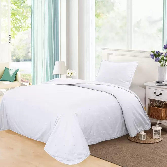 Oferta de Set de edredón king de algodón Redfield™ color blanco por $1198 en Bed Bath & Beyond