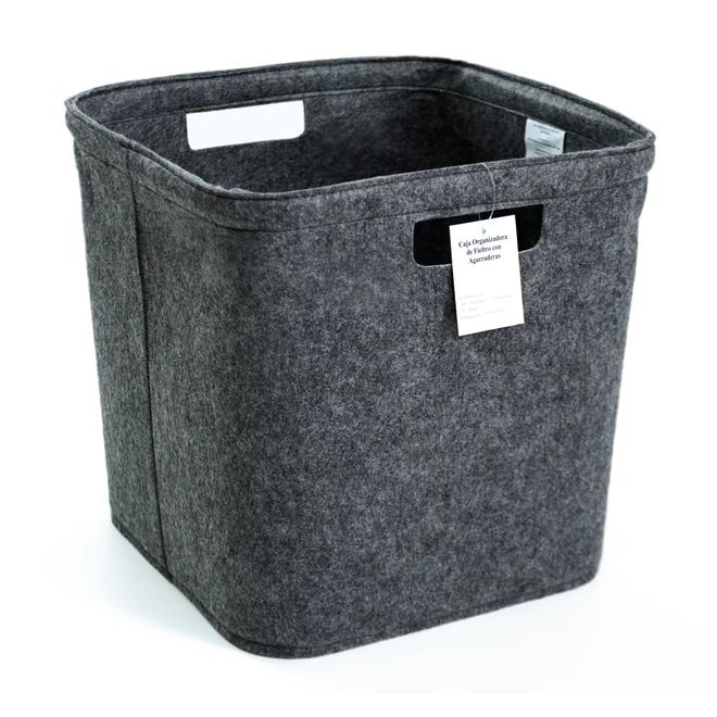 Oferta de Caja organizadora de fieltro con agarraderas de 33 x 33 cm color negro por $238 en Bed Bath & Beyond