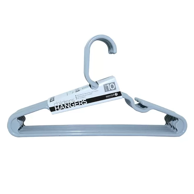 Oferta de Ganchos para ropa infantil de plástico Merrick™ color gris por $129 en Bed Bath & Beyond