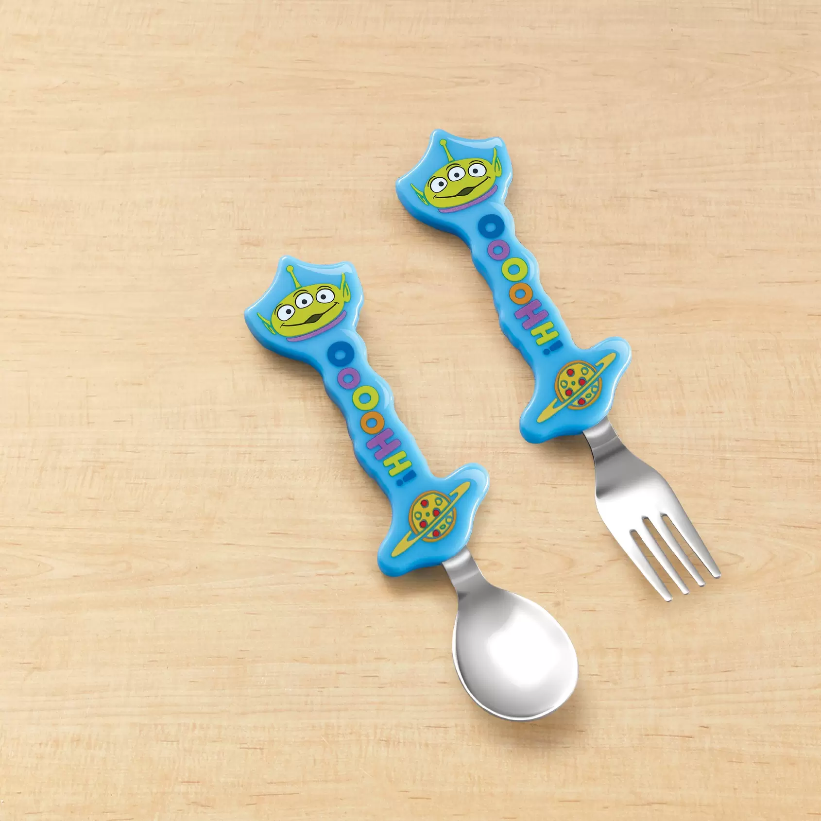 Oferta de Cubiertos Toy Story por $119 en BetterWare