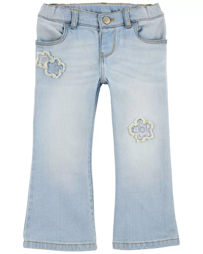 Oferta de Jeans Icónicos Acampanados Con Parche Floral Oshkosh B'Gosh por $479 en Carter's