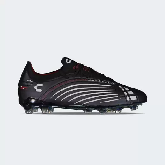 Oferta de Tachones Charly Stingr PFX Fútbol Soccer color Negro Rojo para Hombre por $1 en Charly