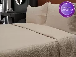 Oferta de Colcha Matrimonial Matt Satín Beige por $444 en Colap La Palestina