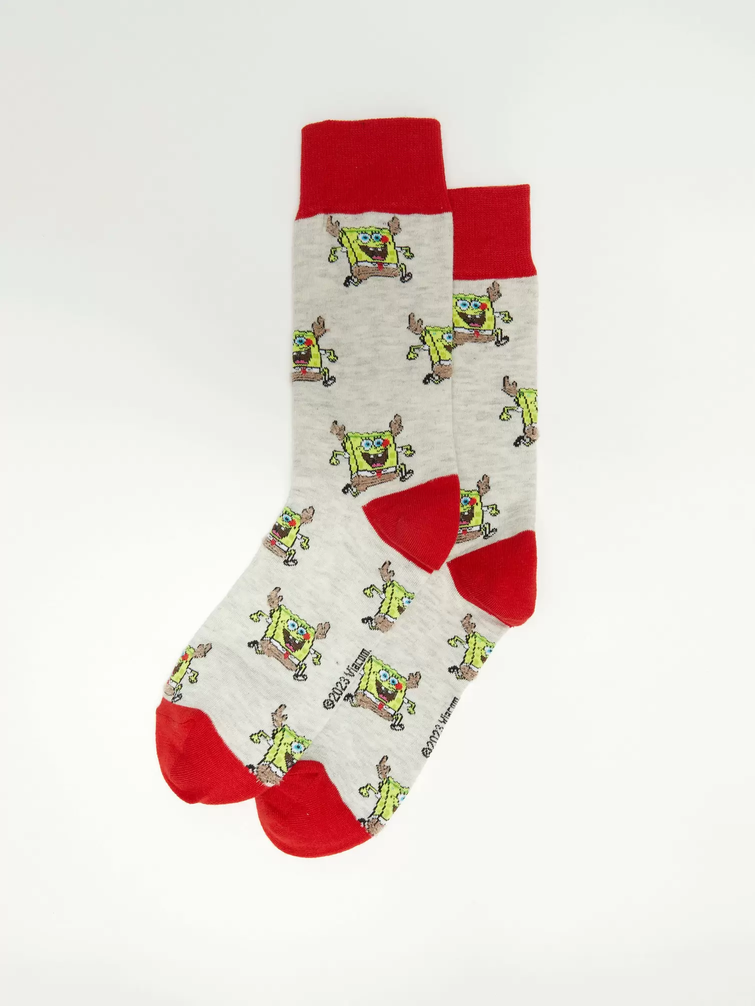 Oferta de 1 Pack Calcetines Bob Esponja Navideño por $59.9 en Cuidado con el Perro