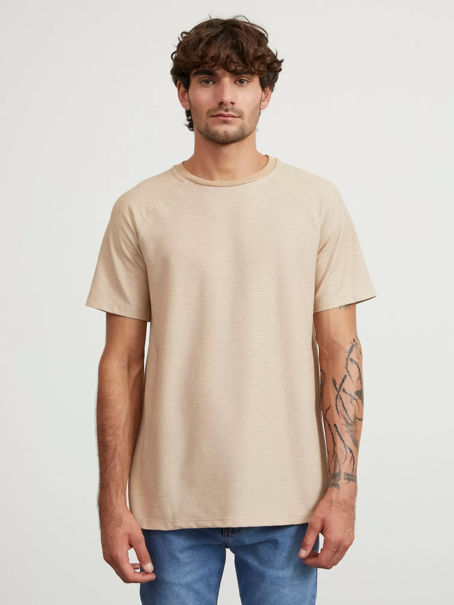 Oferta de Playera Tela Textura Hombros por $129 en Cuidado con el Perro