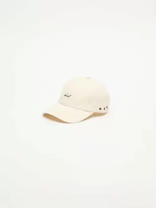 Oferta de Gorra Ecru Ethereal para Mujer por $129 en Cuidado con el Perro