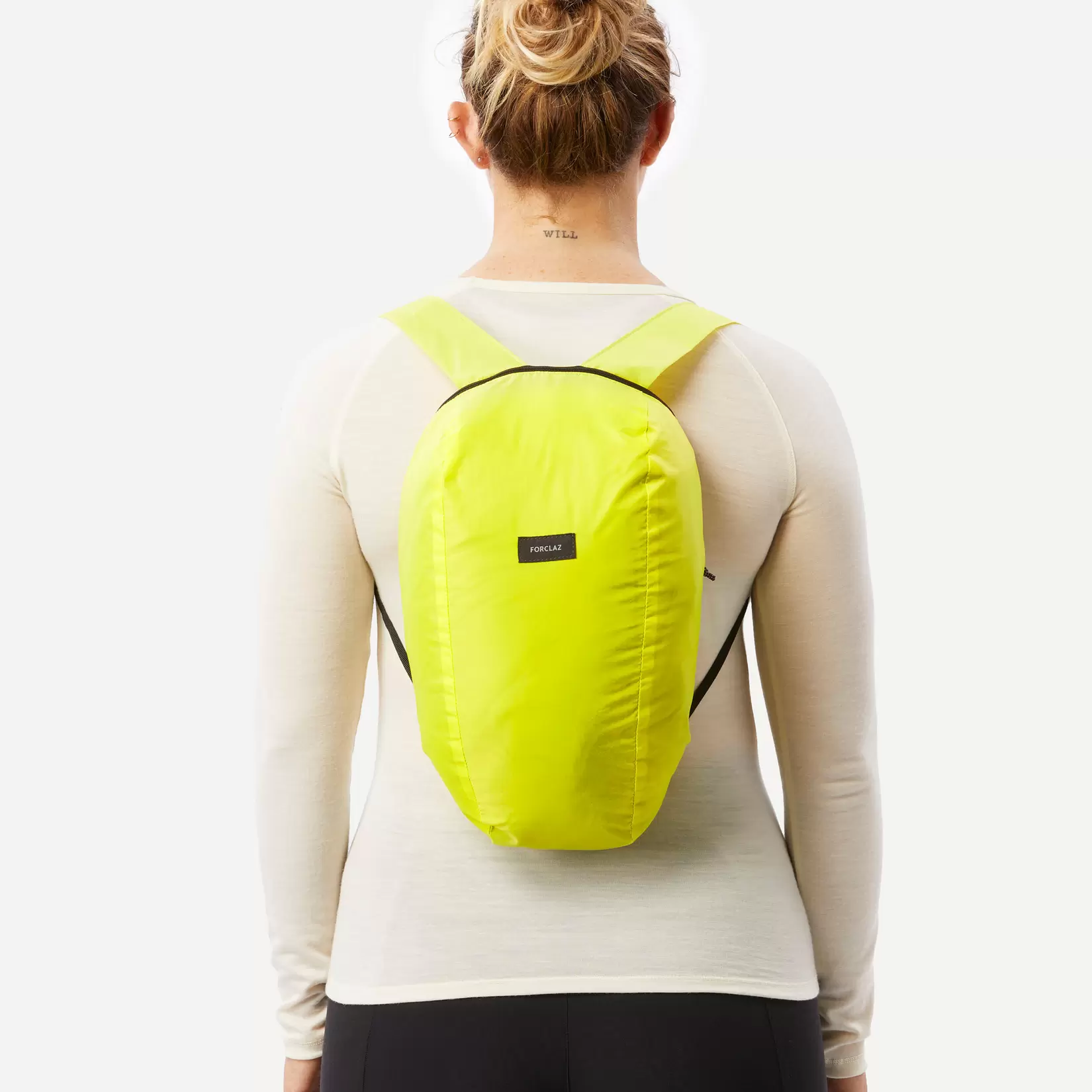 Oferta de Mochila de trekking plegable 10 L Travel por $90 en Decathlon