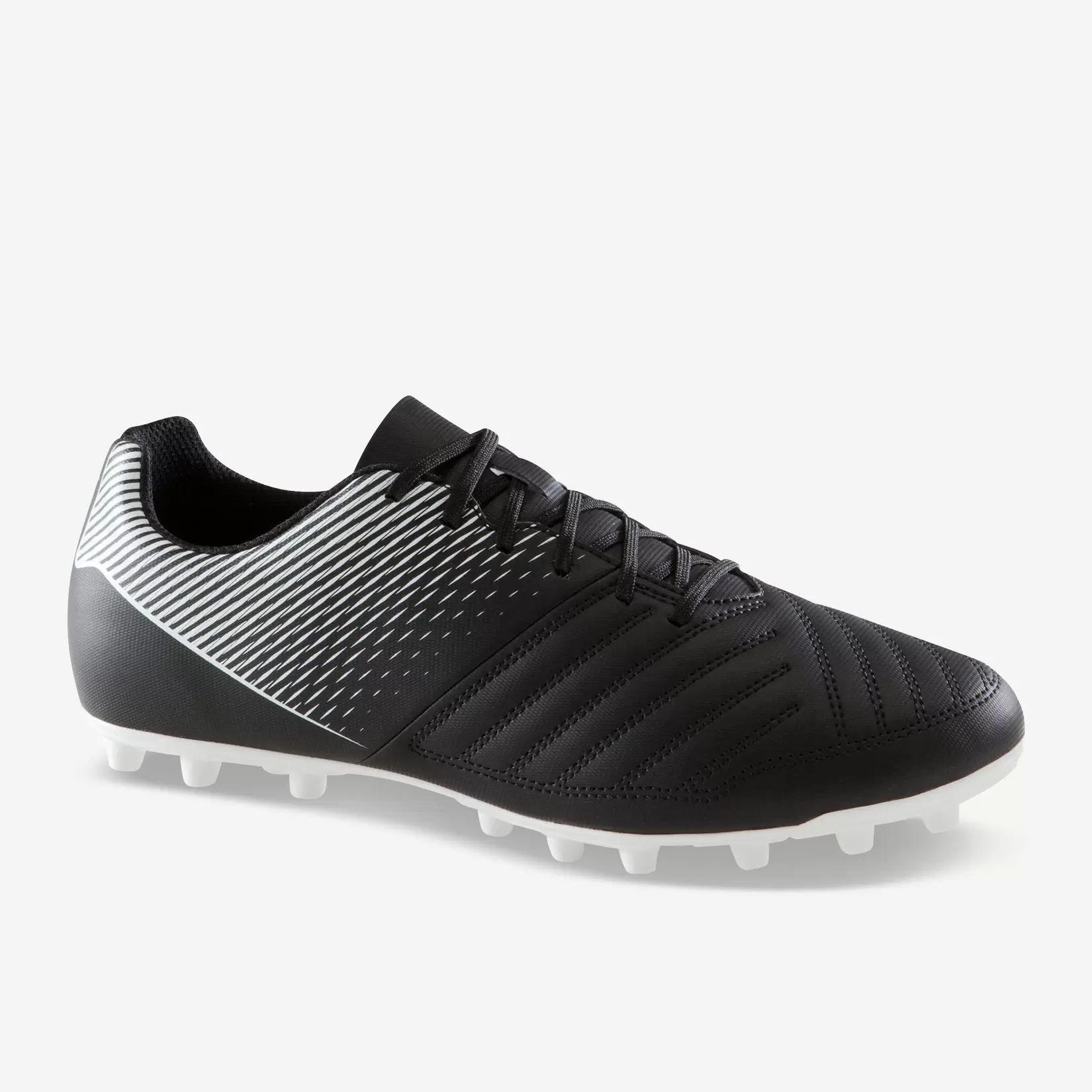 Oferta de Botas de Fútbol Kipsta Agility 100 FG adulto negro por $480 en Decathlon