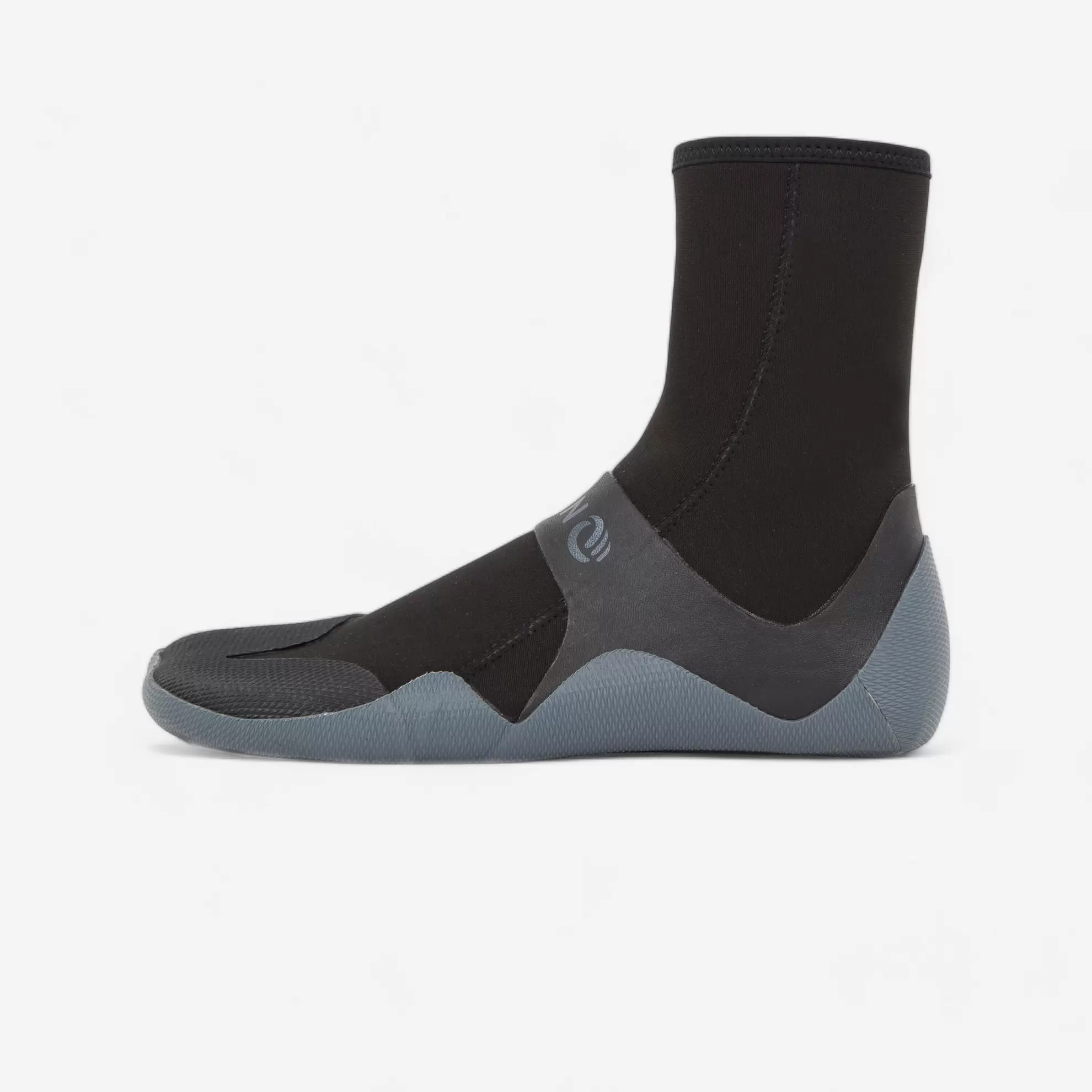 Oferta de Escarpines Botines Surf 500 Neopreno Negro Gris Cremallera 3 Mm por $500 en Decathlon