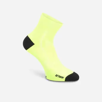 Oferta de Calcetines ciclismo ROADR 500 amarillo fluorescente por $149 en Decathlon