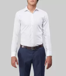 Oferta de Camisa lisa de manga larga Hombre por $719.2 en El Palacio de Hierro