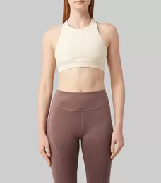 Oferta de Top deportivo Fiorella Mujer por $719.2 en El Palacio de Hierro