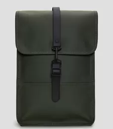 Oferta de Mochila Rains Unisex por $1912 en El Palacio de Hierro