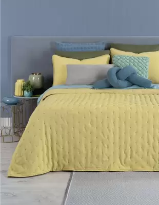 Oferta de Edredón Luxus India por $1049 en Esquimal