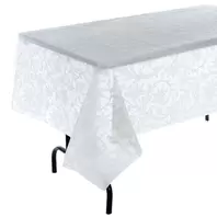 Oferta de Mantel Plástico Rectangular Bordado 1.38x2.76m 1pz por $52.22 en Fantasías Miguel