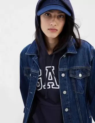 Oferta de Sudadera con capucha y bolsa para mujer por $769.3 en GAP