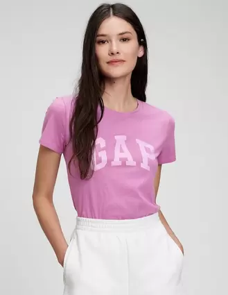 Oferta de Playera manga corta cuello redondo para mujer por $489.3 en GAP