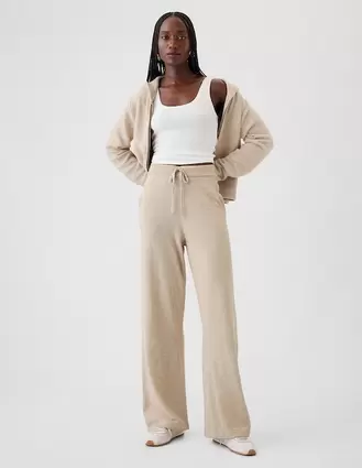 Oferta de Pants regular con jareta para mujer por $1199.2 en GAP