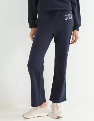 Oferta de Pants straight con jareta para mujer por $839.3 en GAP
