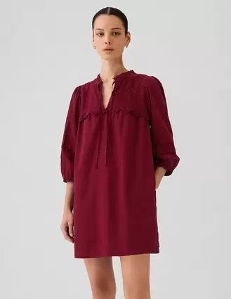 Oferta de Vestido mini casual para mujer por $1599.2 en GAP