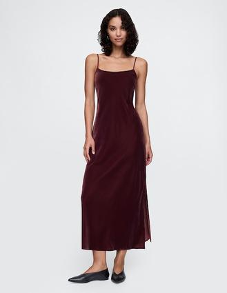 Oferta de Vestido largo casual para mujer por $769.3 en GAP