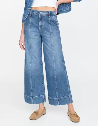 Oferta de Jeans amplio corte cintura para mujer por $1329.3 en GAP