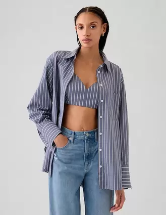 Oferta de Top escote medio tirante ajustable por $164.5 en GAP
