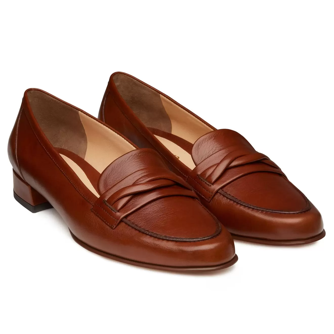 Oferta de Mocasines básicos de piel para dama , con detalle trenzado en empeine por $2799.2 en Jean Pierre