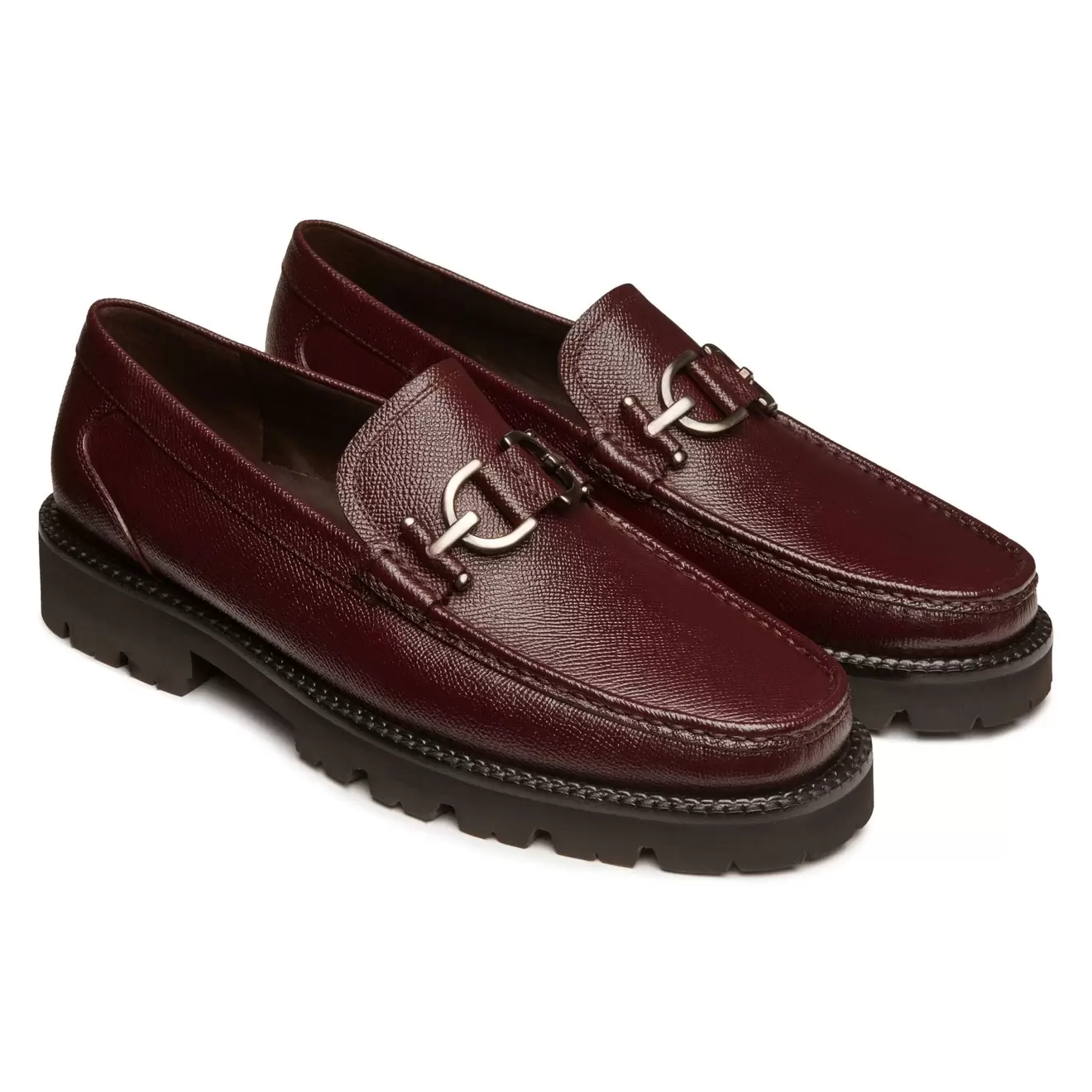 Oferta de Mocasines estilo track de piel grabada con hebilla para hombre por $4319.2 en Jean Pierre