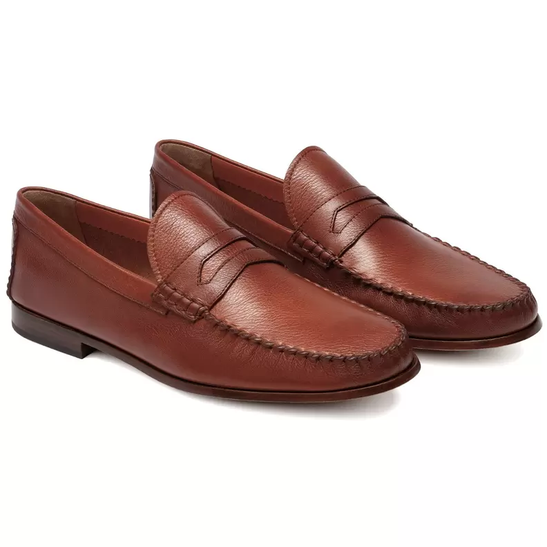 Oferta de Mocasines de piel tejidos a mano estilo penny para hombre por $2559 en Jean Pierre
