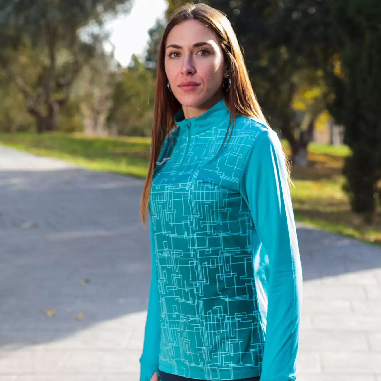 Oferta de Sudadera mujer Elite VIII turquesa por $700 en Joma