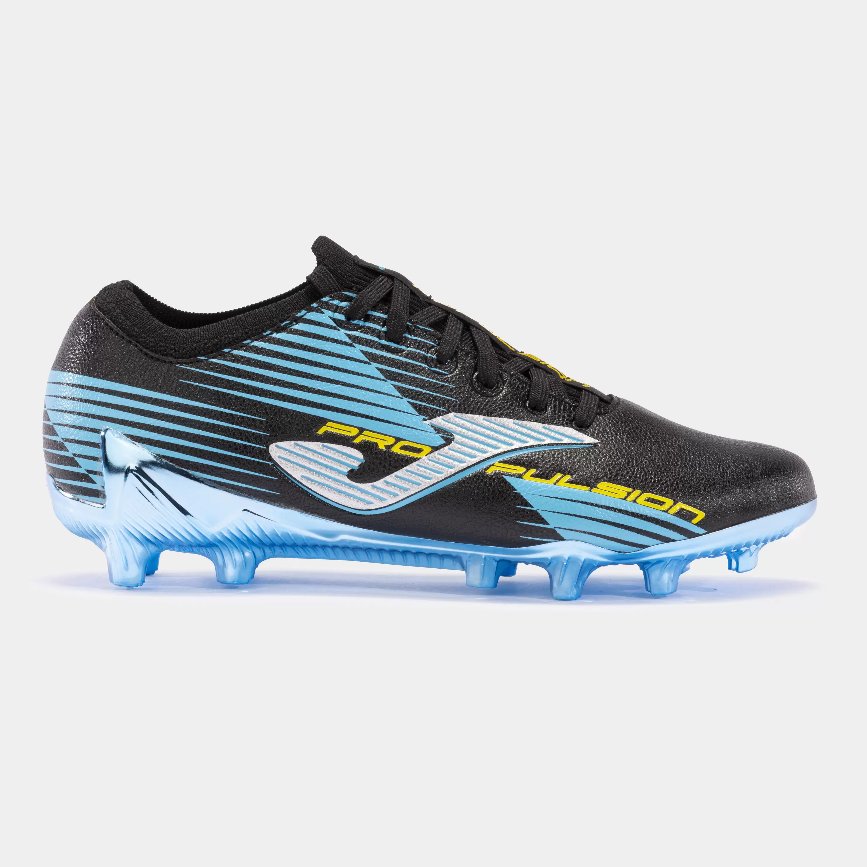 Oferta de Botas fútbol Propulsion Cup 24 terreno firme FG negro turquesa por $1899 en Joma