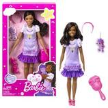 Oferta de Mattel Barbie Muñecas Básicas Vestido Morado HLL18 por $263.6 en Juguetrón