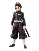 Oferta de Banpresto Figura De Acción Demon Slayer: Kimetsu No YaibaTanjiro Kamado 12406 por $639 en Juguetrón