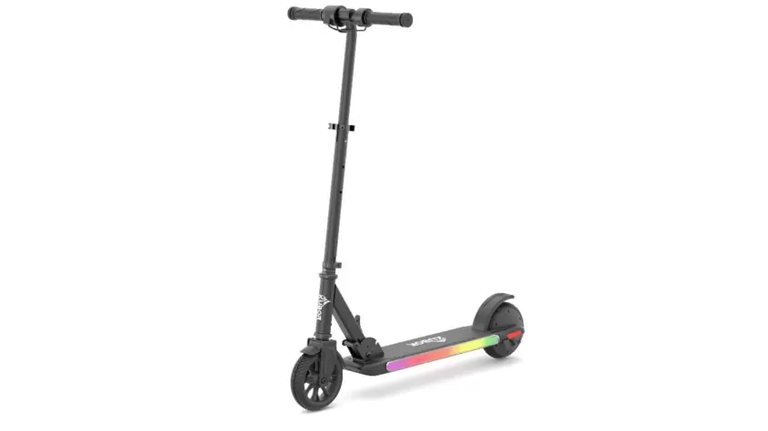 Oferta de KUBOR Scooter Electrico Infantil FS08BLK Negro por $2774.25 en Juguetrón