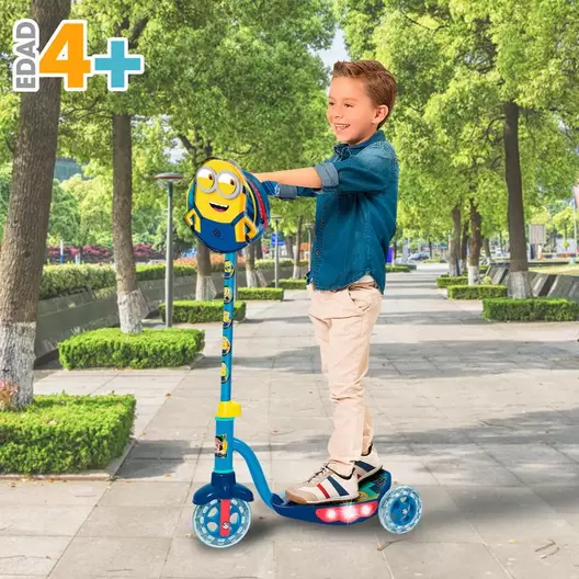 Oferta de Minions Scooter con Luces por $959.4 en Juguetrón