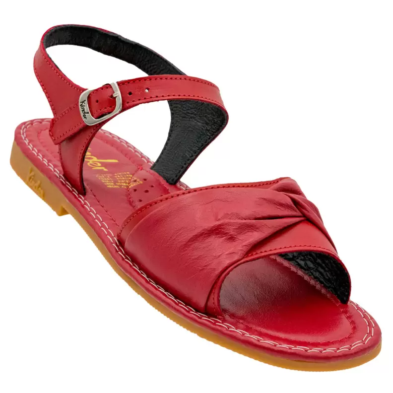 Oferta de Sandalia casual para niña Kinder rojo 6612 por $659 en La Marina